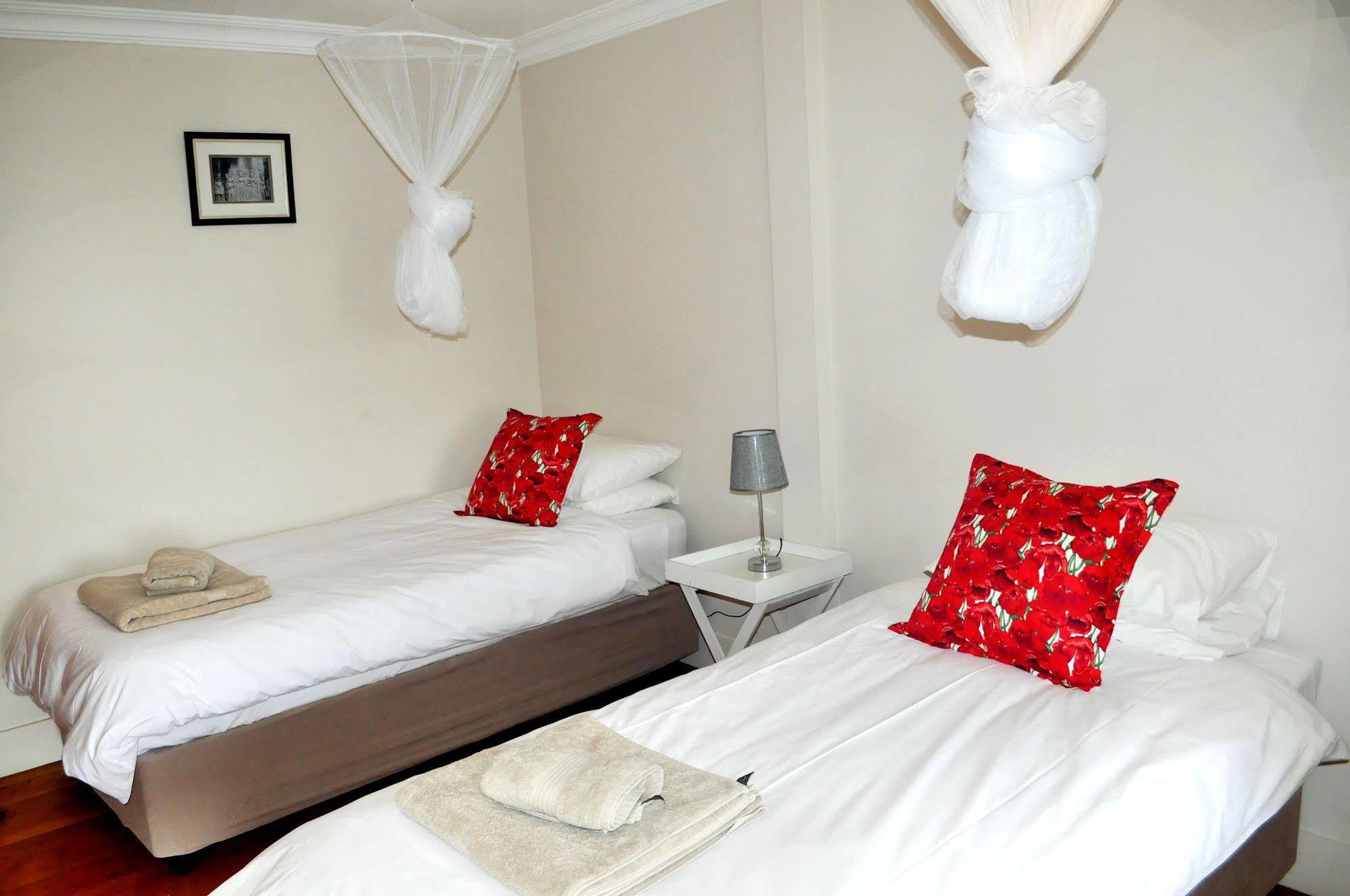 Fever Tree Manor Hartbeespoort Exterior photo