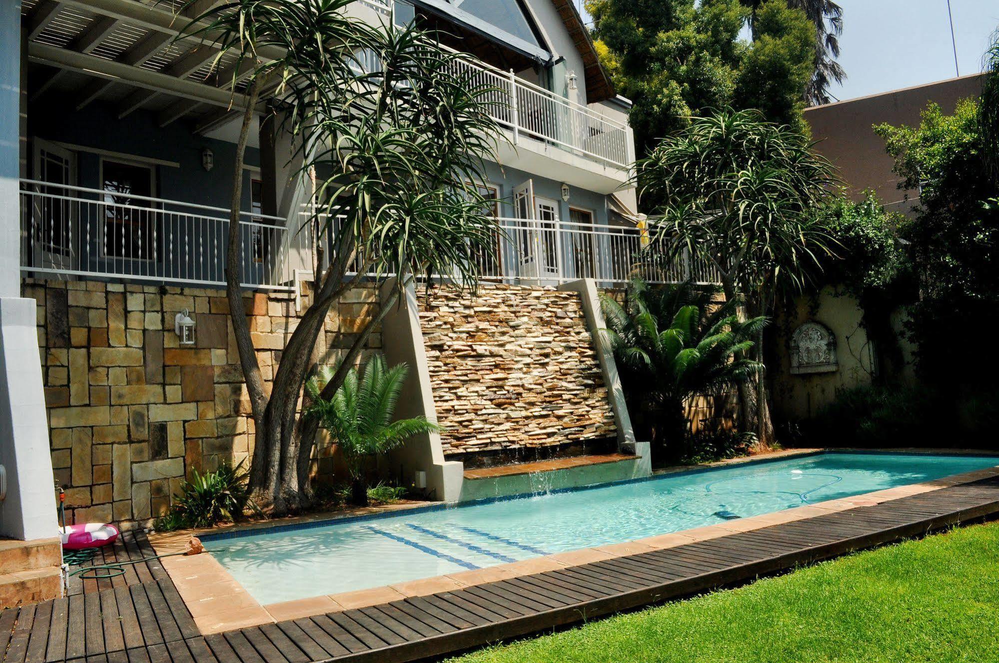 Fever Tree Manor Hartbeespoort Exterior photo